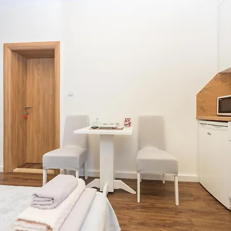 Song Of Joys Apartment Makarska