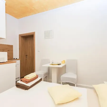 Song Of Joys * Makarska