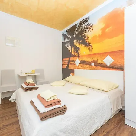 Apartment Song Of Joys *