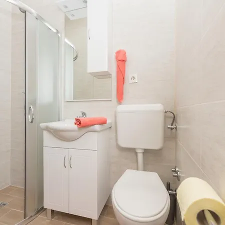 Apartman Song Of Joys *