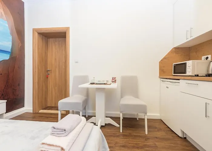 Song Of Joys Apartman Makarska