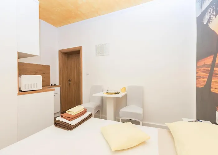 Song Of Joys * Makarska