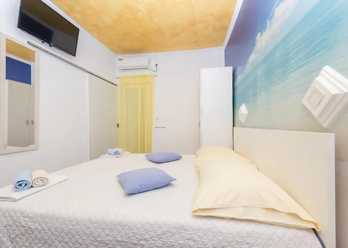 Song Of Joys Makarska